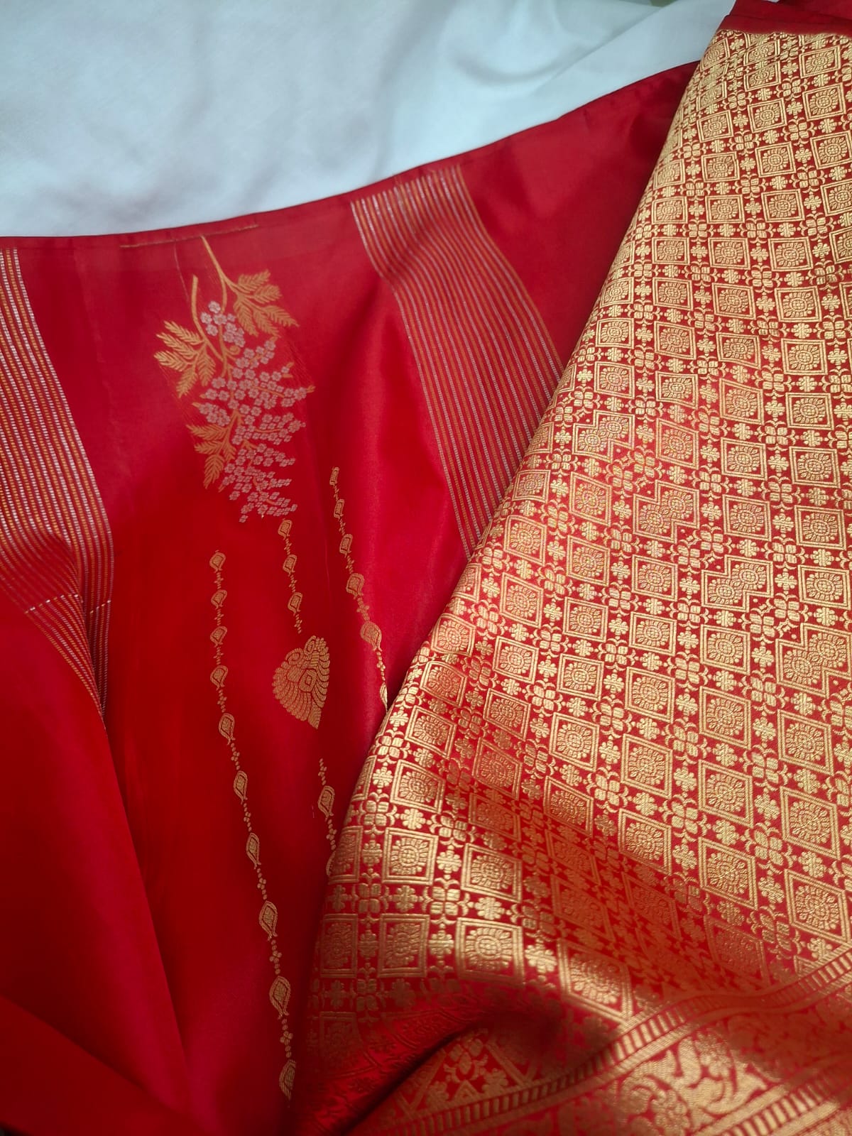 Kanchi Silk Saree without Border with Stripes