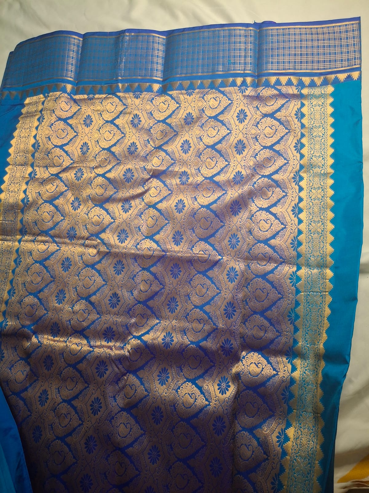 Kanchi Silk Saree with Buttas