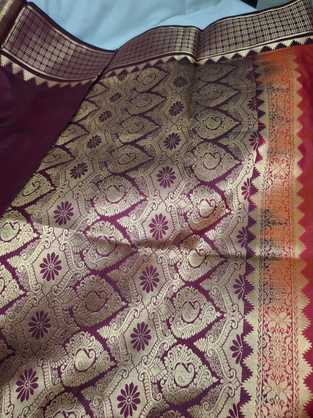 Kanchi Silk Saree with Buttas