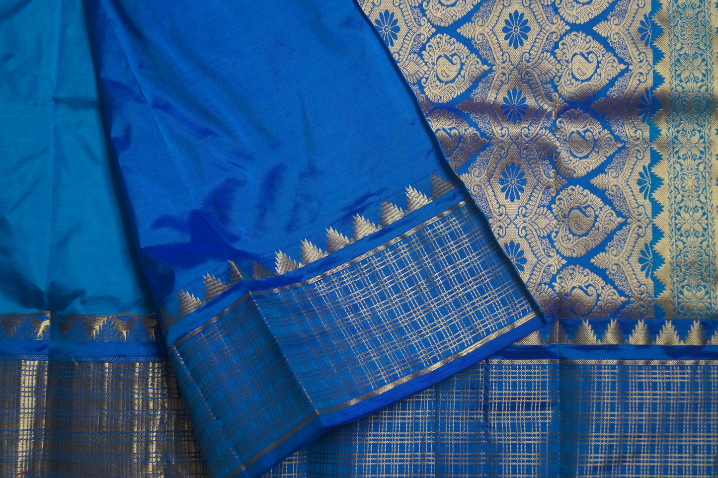 Kanchi Silk Saree with Buttas
