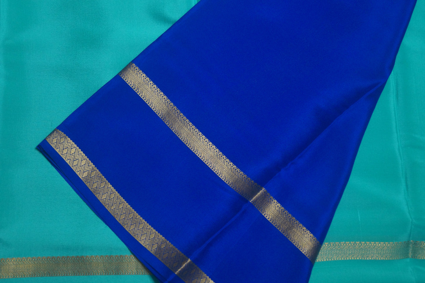 Pure Crepe Silk Saree with Small Temple Border in 110 GSM