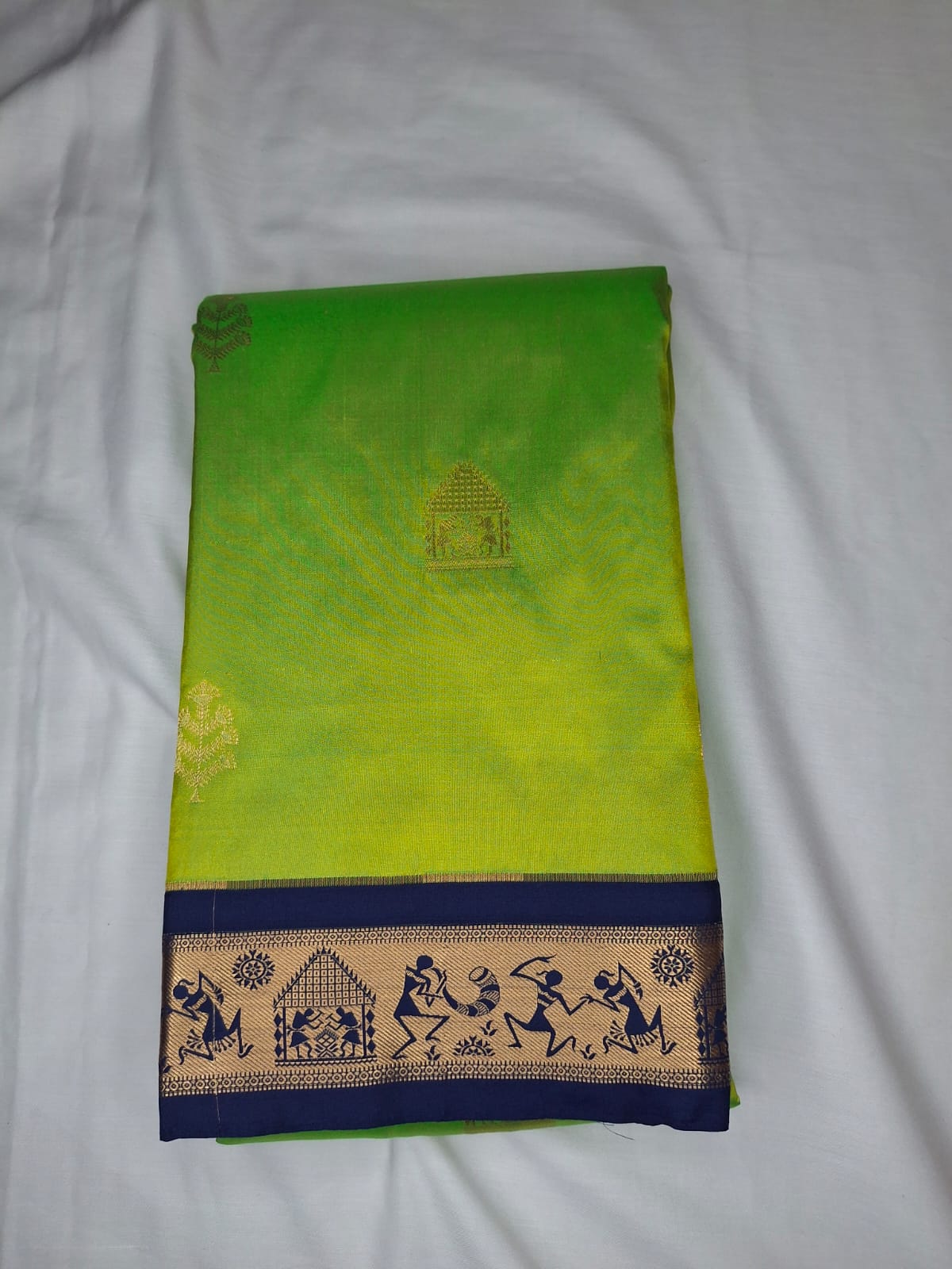 Kanchi Silk Saree with Buttas