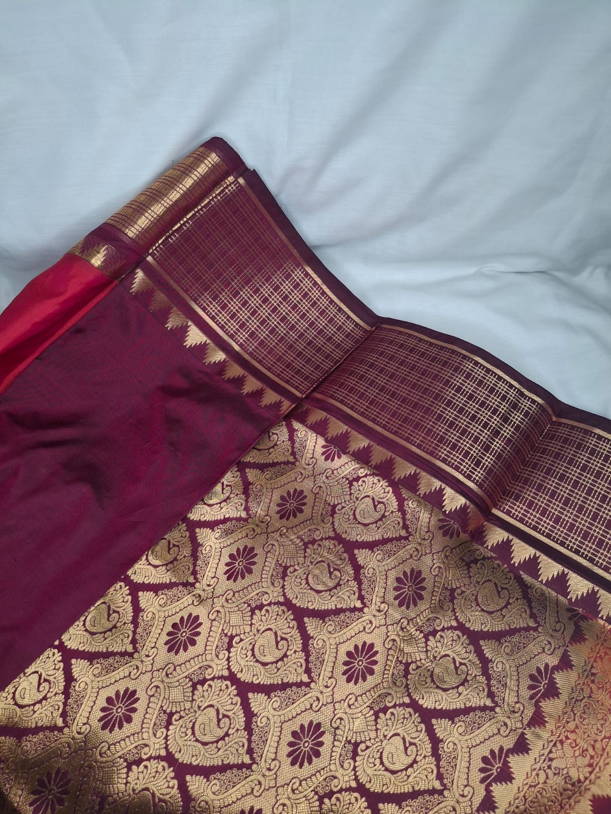 Kanchi Silk Saree with Buttas