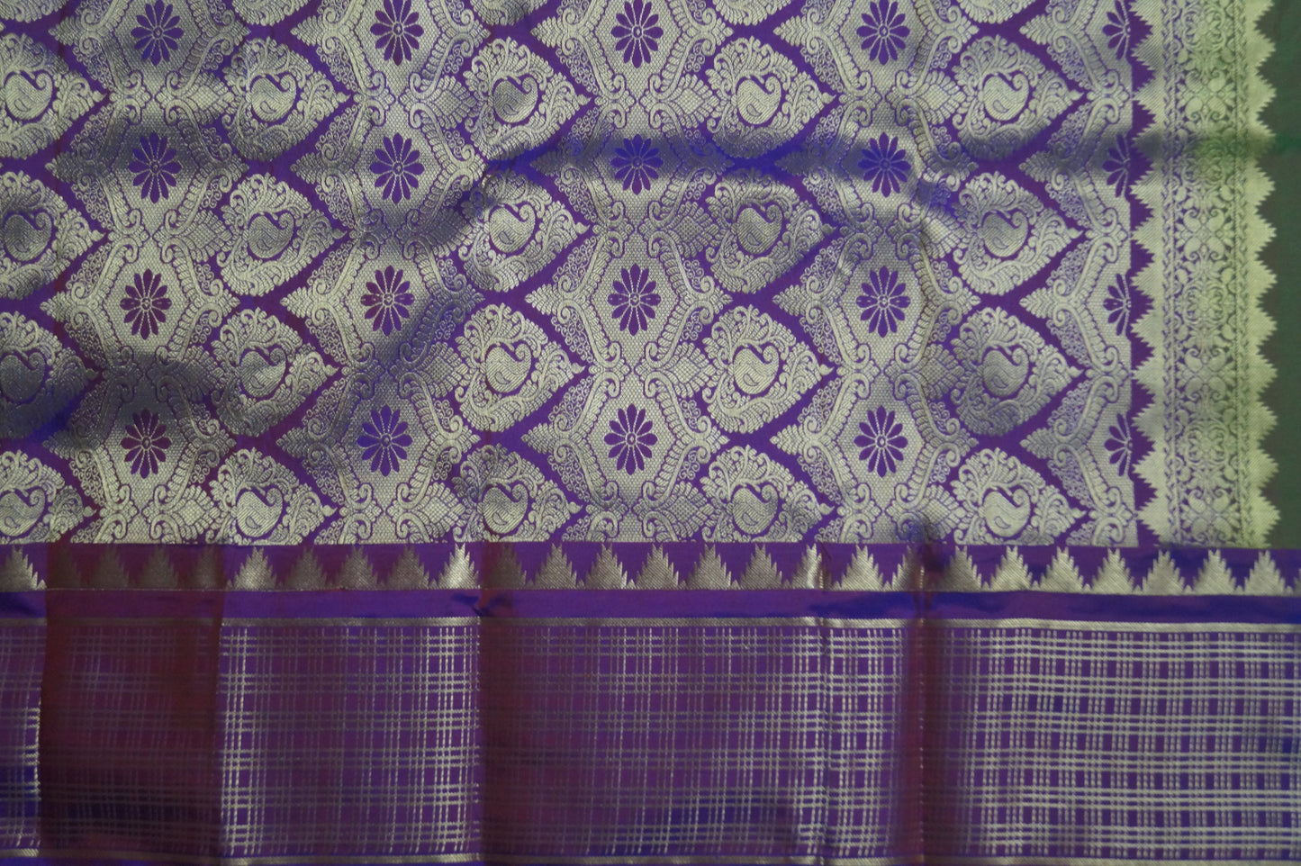 Kanchi Silk Saree with Buttas