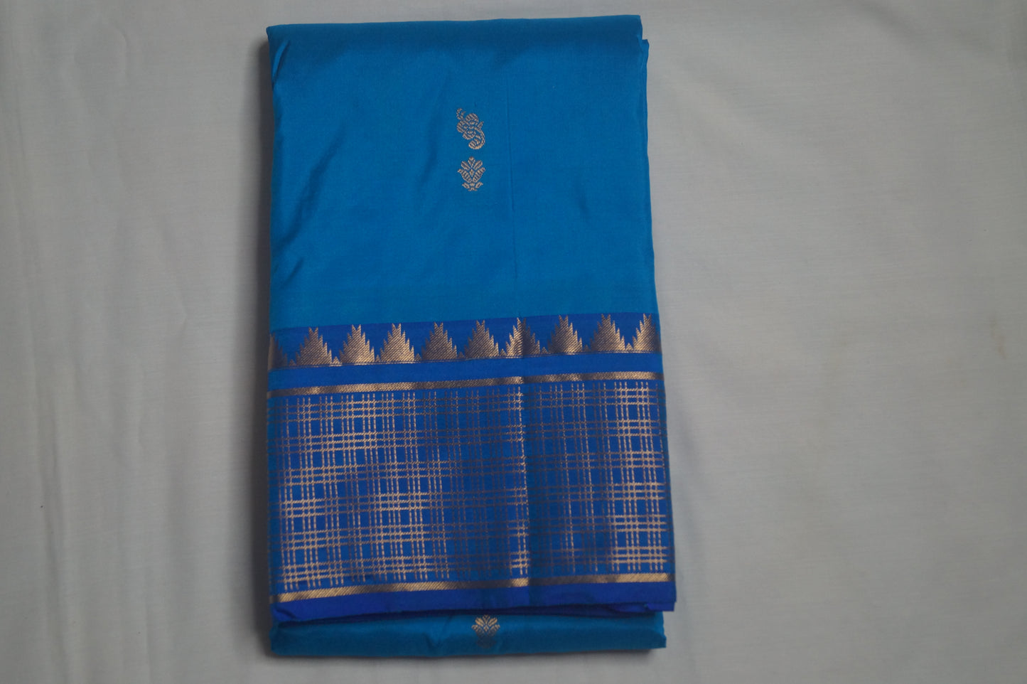 Kanchi Silk Saree with Buttas