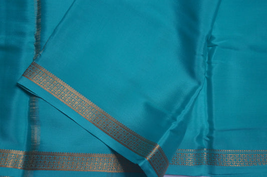Pure Crepe Silk Saree with Small Temple Border in 80 GSM
