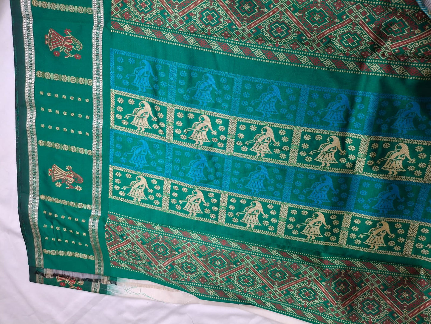 Pure Silk Saree with Thread Embroidery