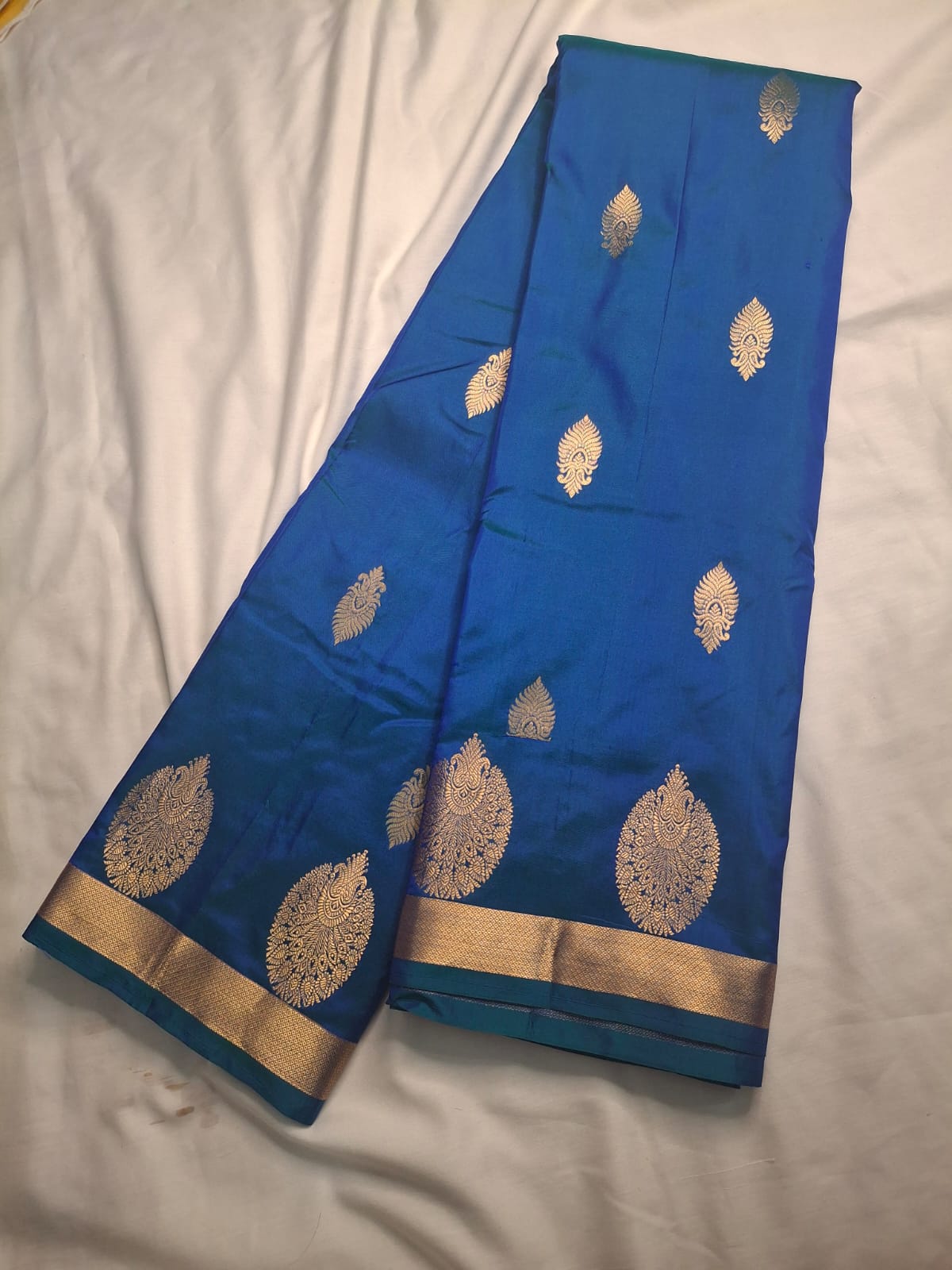 Kanchi Silk Saree with Buttas